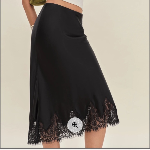 Reformation Dresses & Skirts - Reformation Carolina Silk Skirt Black - Size L